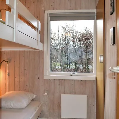 Three-bedroom Holiday In Holiday home